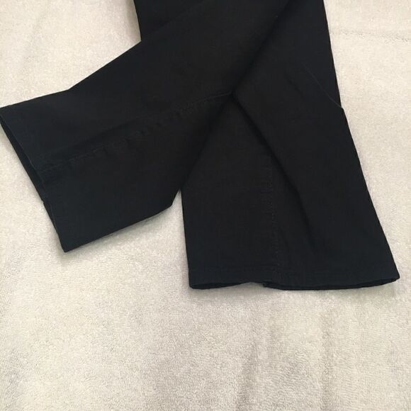 Riders Black size 6 capris embroidered pockets zippered button 5 pockets - Picture 4 of 10